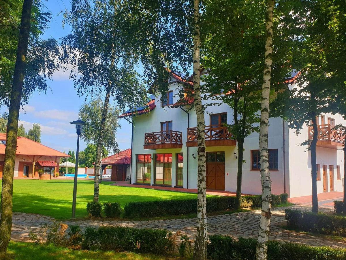 Вилла Osrodek Agroturystyczny Zacisze Giewartow Экстерьер фото